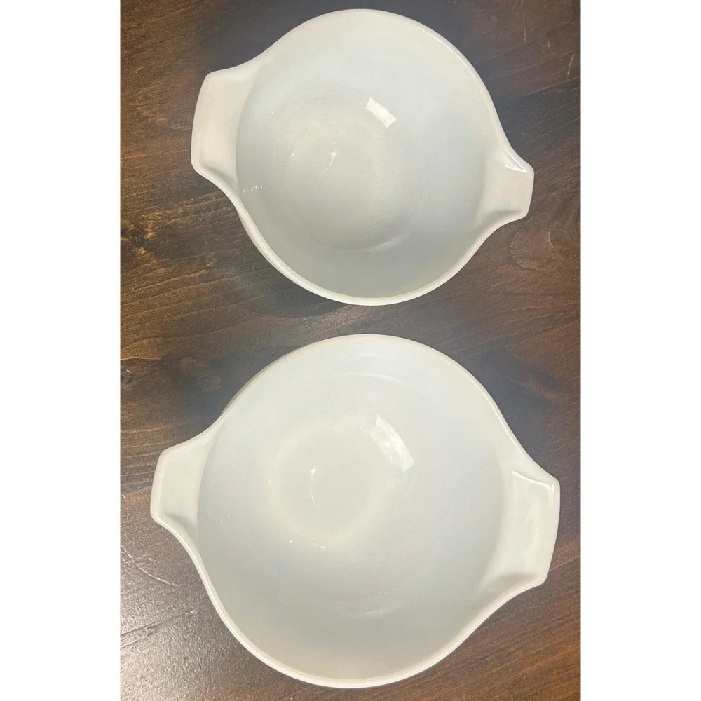 Vintage Pyrex Butterprint Amish Mixing Bowls 2pc Matching Set Cinderella 441 443